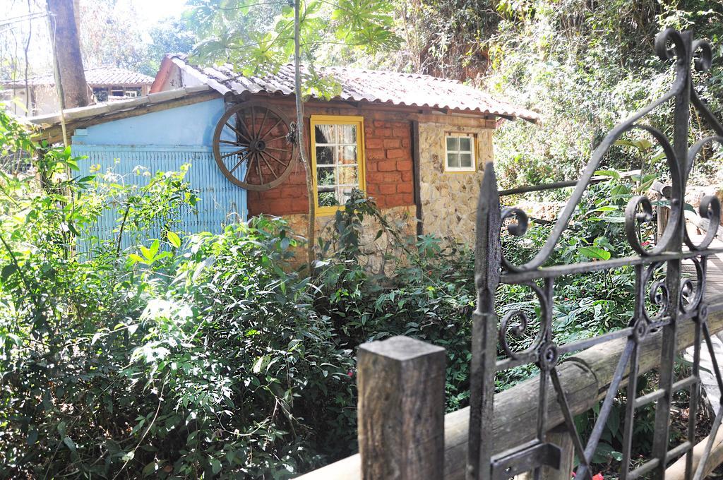 Pousada Ecologica Lua Bonita Do Nero Macacos  Bagian luar foto